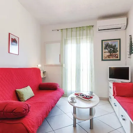 Daire One-bedroom In Zadar